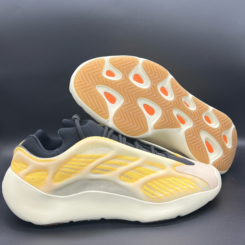 Adidas Yeezy 700 V3 Mono Safflower